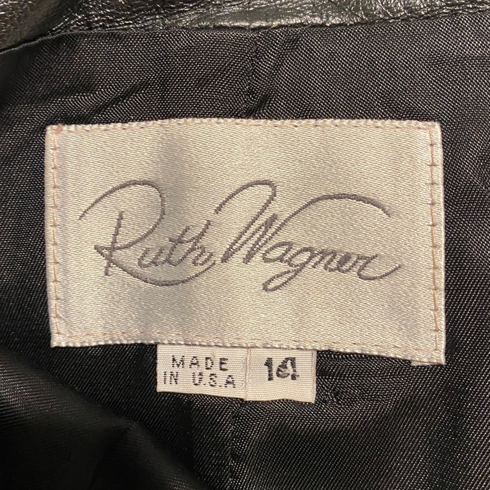 Ruth Wagner Vintage Black Lamb Skin Leather Skirt - Picture 11 of 12